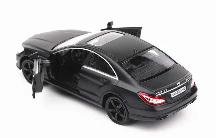 Mercedes Benz CLS 63 AMG – Une Réplique Élégante pour les Amateurs de Voitures