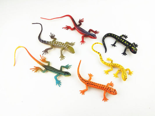 Lot de Petites Figurines de Reptiles