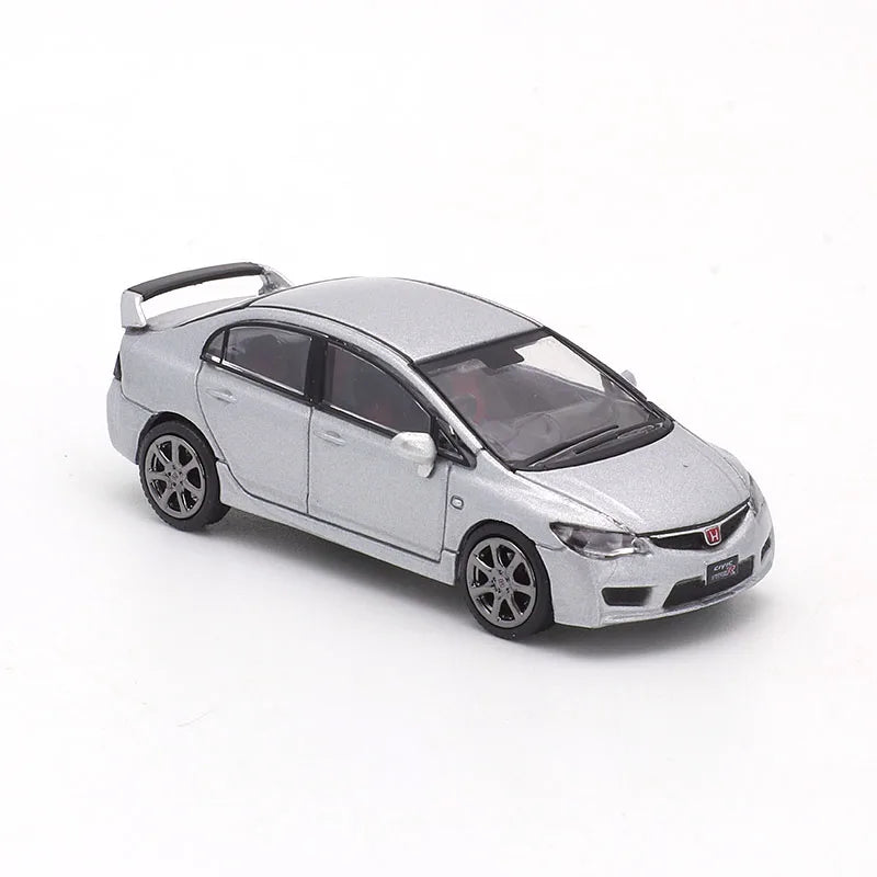 Honda Civic Type-R FD2 Silver – Indispensable pour les Amateurs de Performance